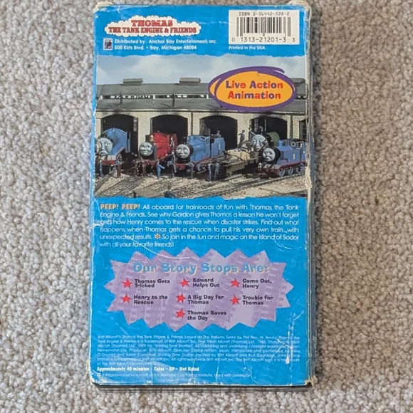Thomas the Tank Engine & Friends Thomas Gets Tricked VHS - Picture 3 of 5